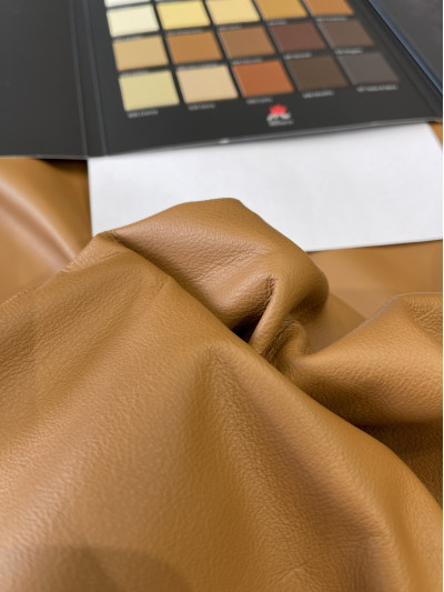 Бычья кожа для мебели, Linea New Cognac, 0.9 - 1.0 mm, Mastrotto (Италия)